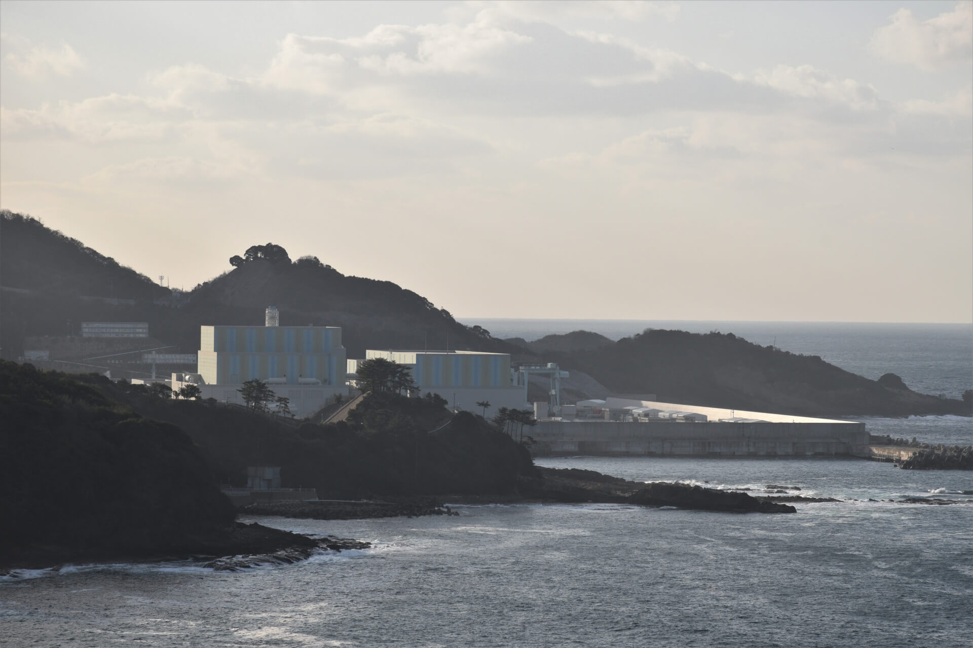 島根原発2号機、丸山県知事が再稼働に同意「苦渋の決断」